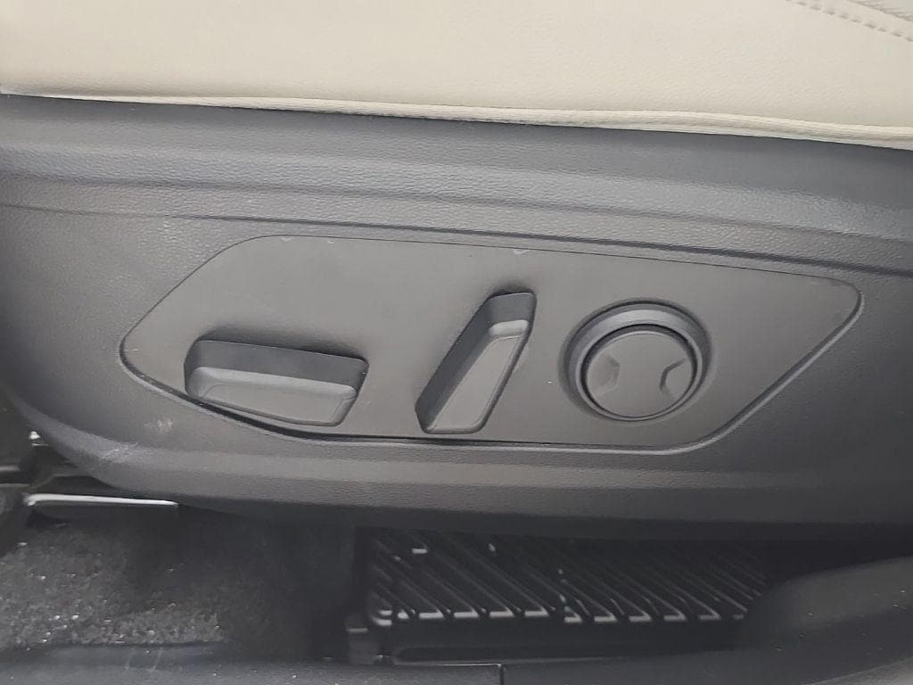 2026 Hyundai Tucson Limited - Photo 15