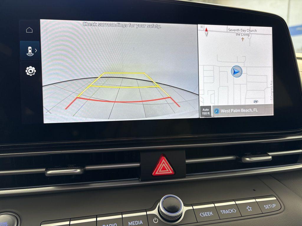 Thumbnail: 2025 Hyundai Elantra - 24