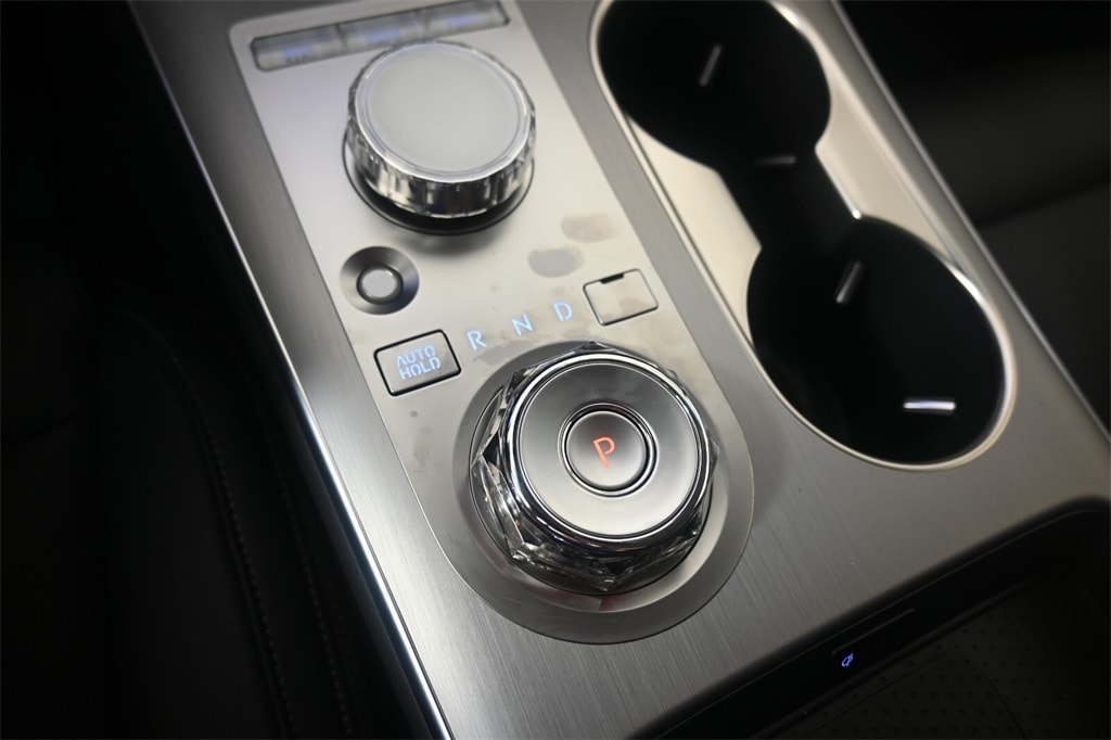 Thumbnail: 2026 Genesis GV70 - 21
