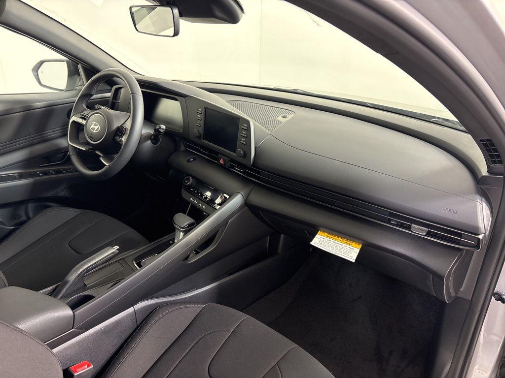 Thumbnail: 2026 Hyundai Elantra - 13