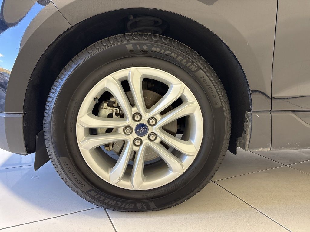 Thumbnail: 2019 Ford Edge - 9