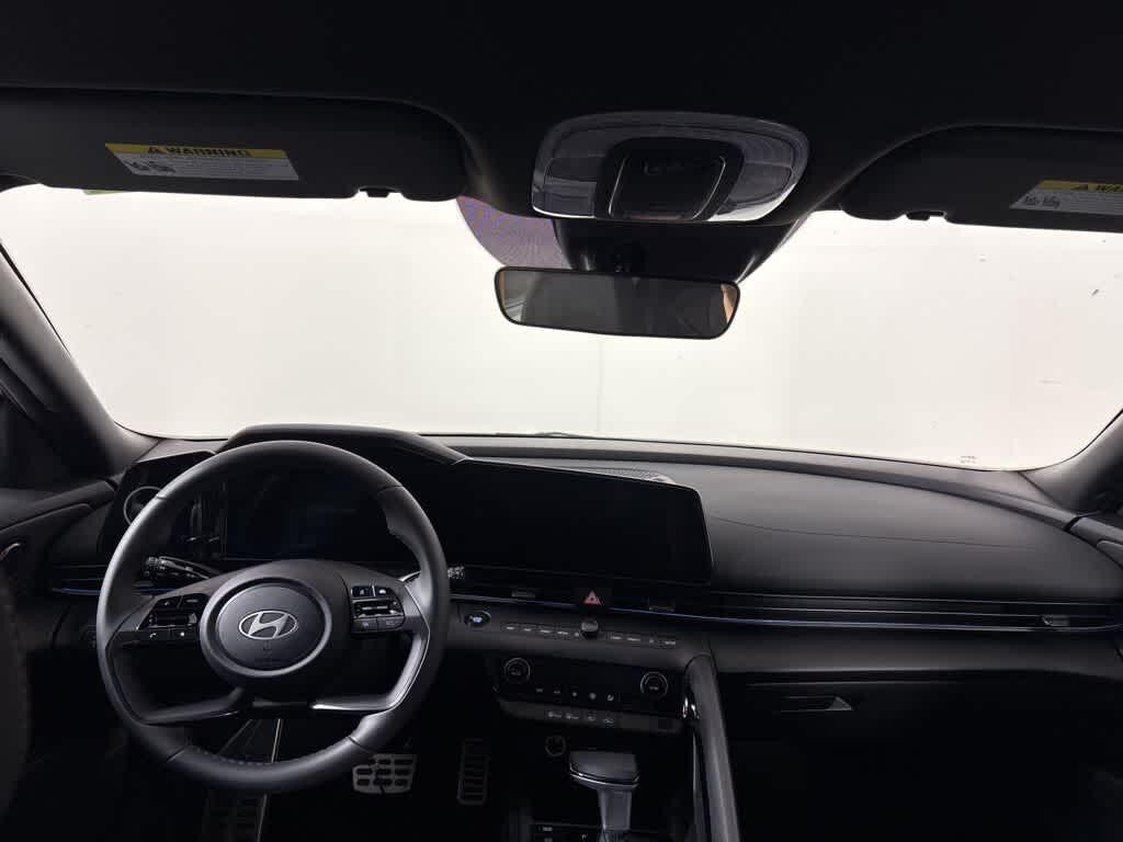 Thumbnail: 2025 Hyundai Elantra - 19