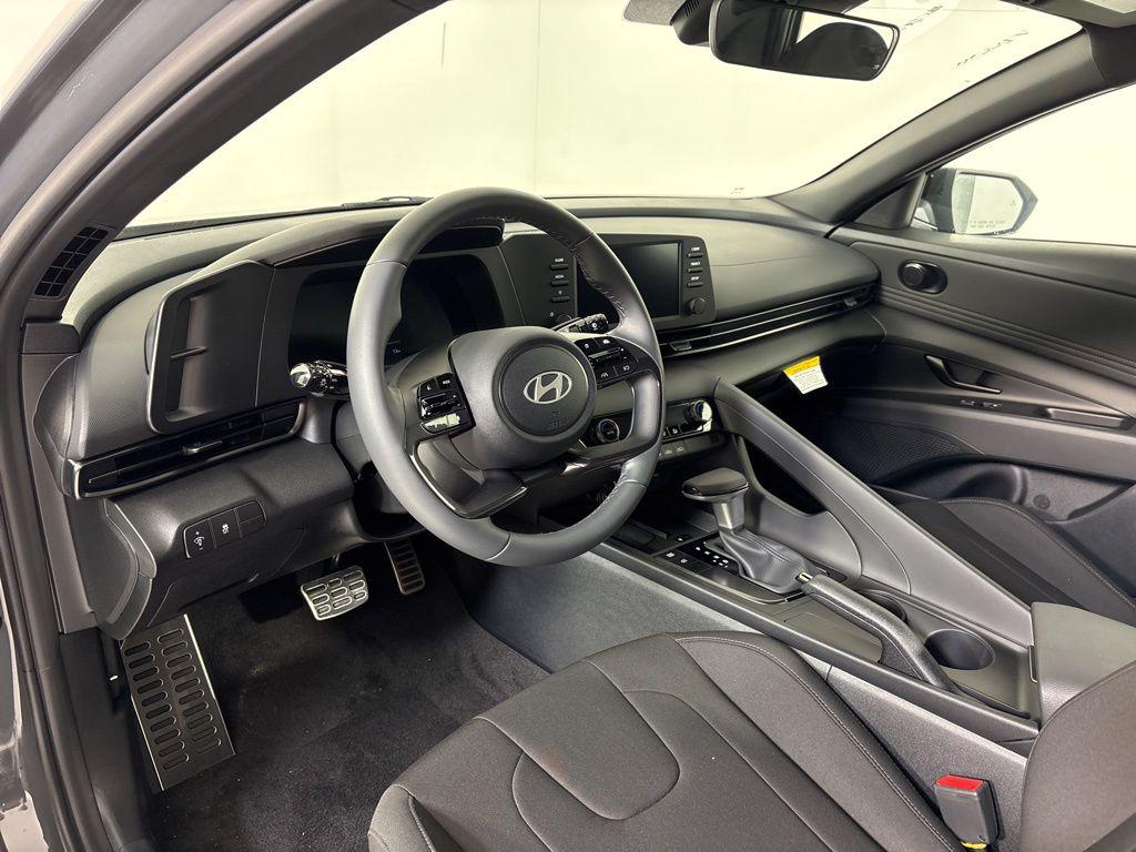 Thumbnail: 2026 Hyundai Elantra - 15