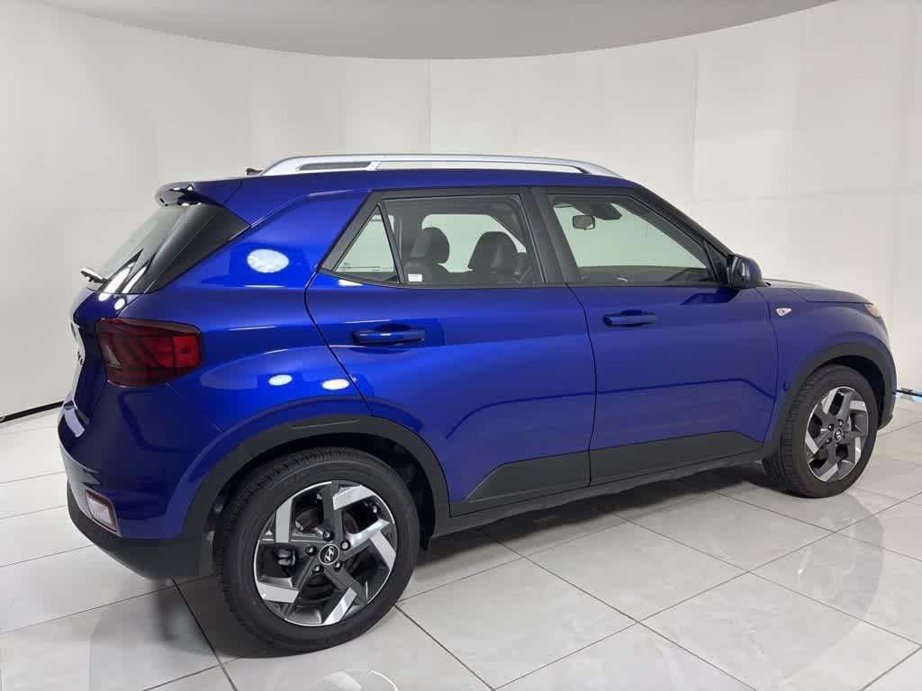 Thumbnail: 2025 Hyundai Venue - 5