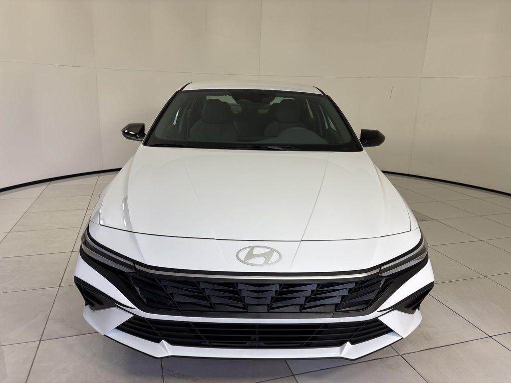 Thumbnail: 2026 Hyundai Elantra - 9