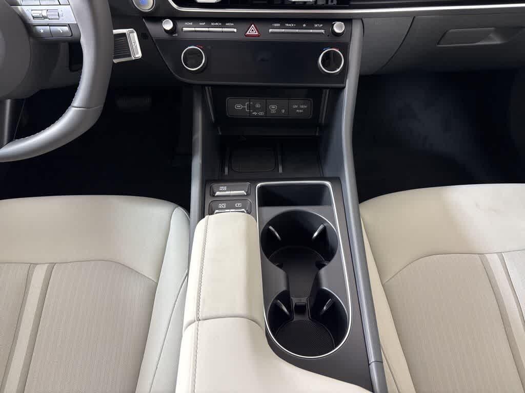 Thumbnail: 2025 Hyundai Sonata - 22