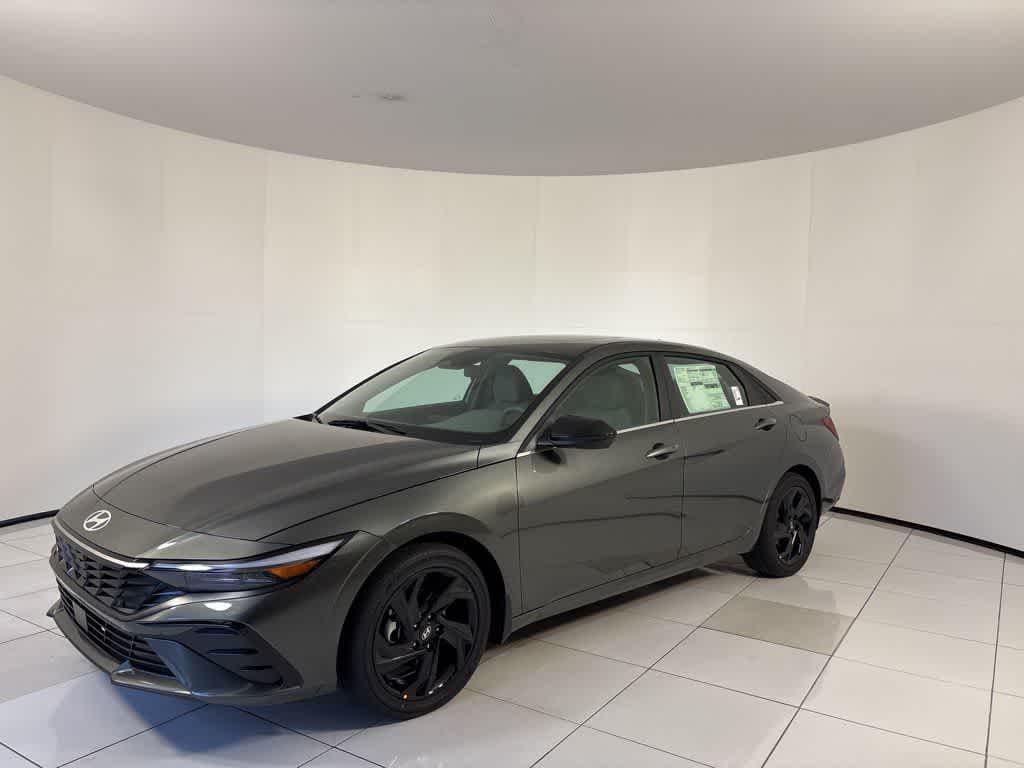 New 2026 Hyundai Elantra SEL Sport Premium Sedan