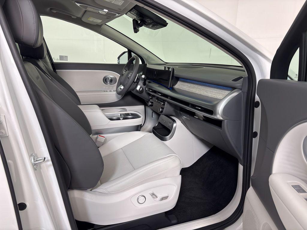 Thumbnail: 2026 Hyundai Ioniq - 15