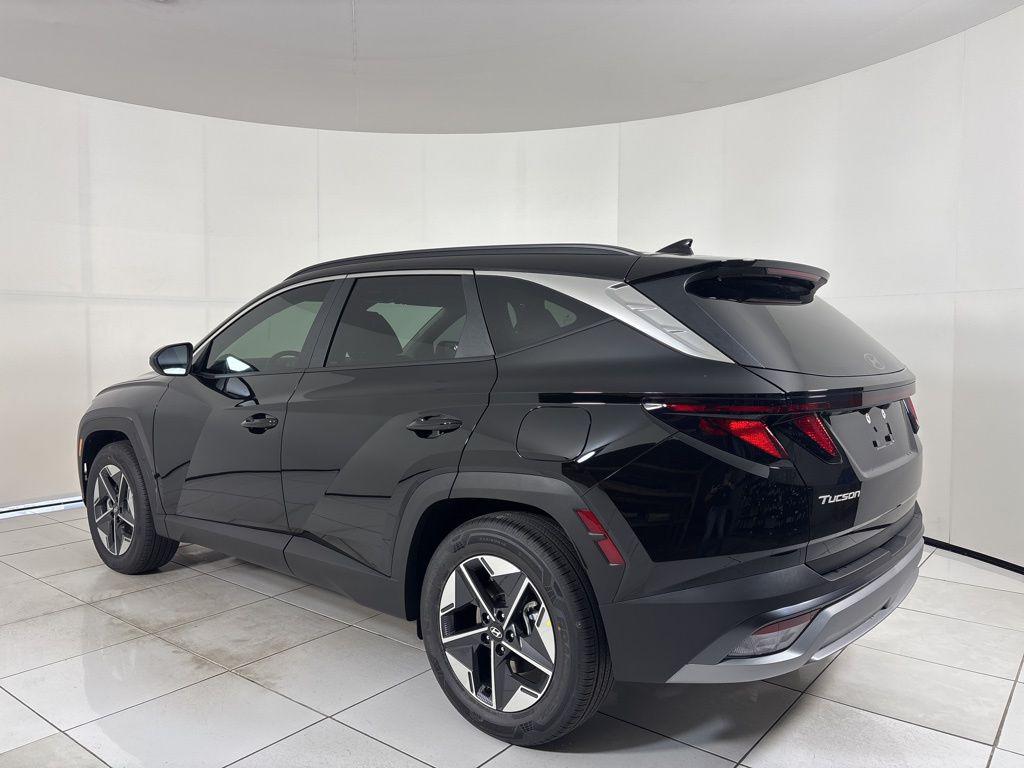 Thumbnail: 2026 Hyundai Tucson - 3
