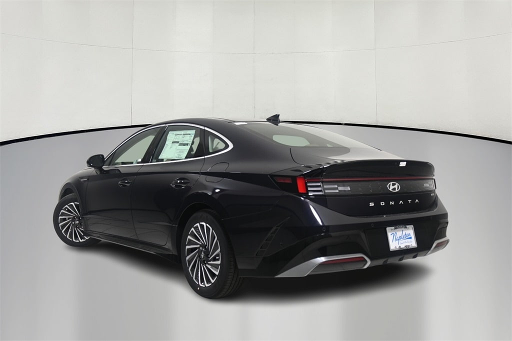Thumbnail: 2025 Hyundai Sonata - 4