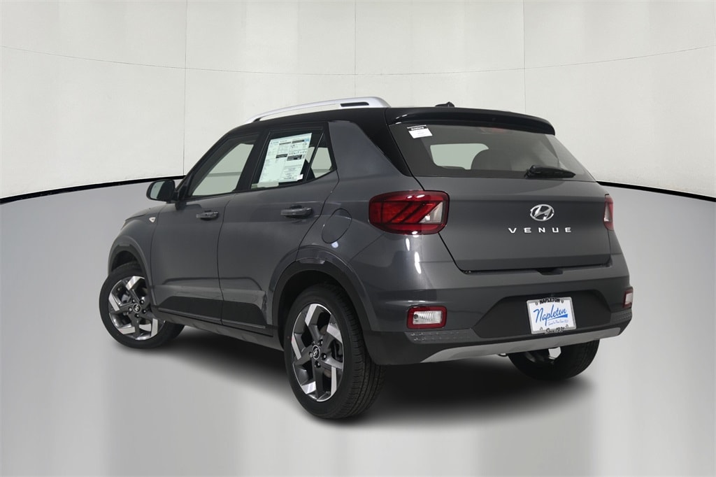 Thumbnail: 2025 Hyundai Venue - 5