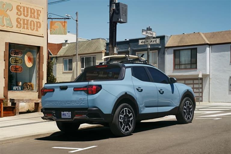 Santa Cruz is a greatly versatile vehicle for urban commuting and beach adventrues in south Florida.