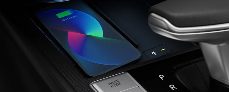 Hyundai Elantra wireless device charging