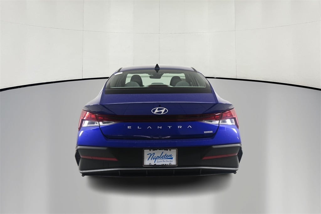 Thumbnail: 2025 Hyundai Elantra - 6