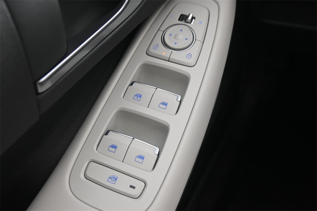 Thumbnail: 2025 Hyundai Sonata - 16