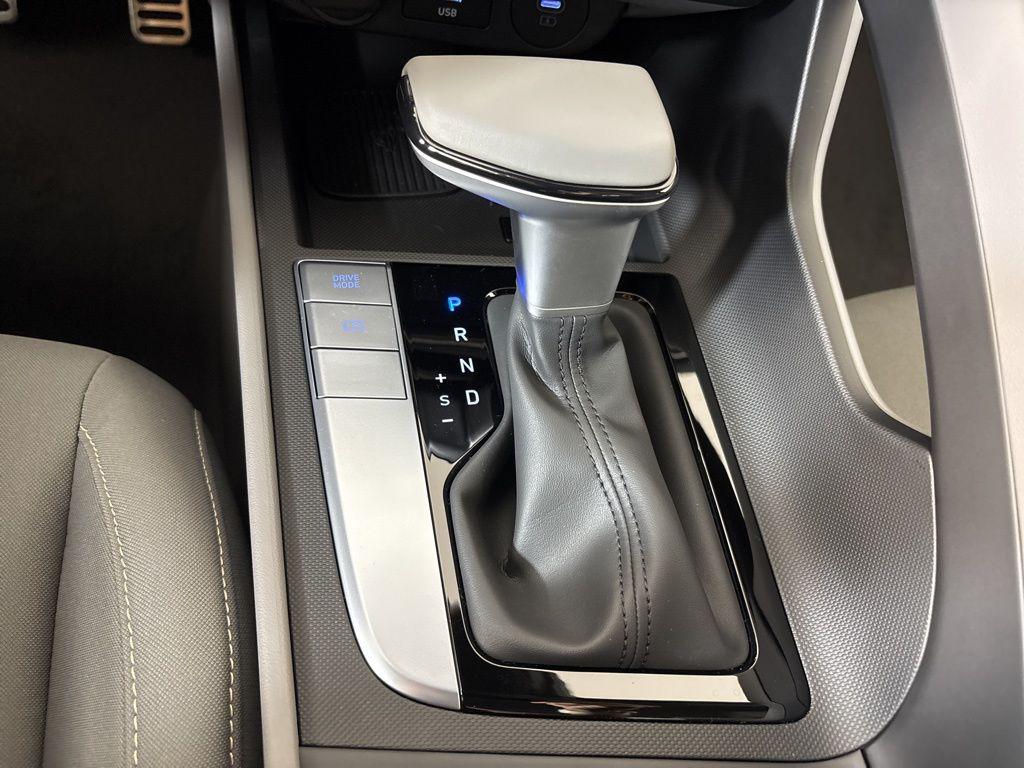 Thumbnail: 2026 Hyundai Elantra - 29