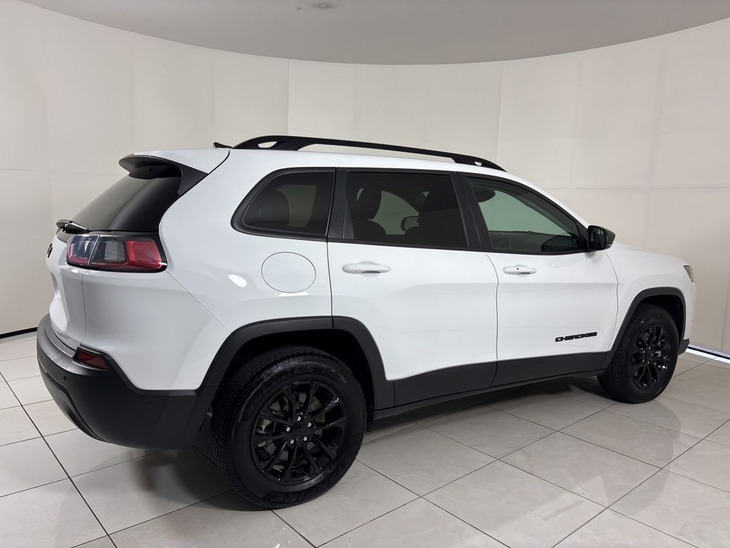 Thumbnail: 2023 Jeep Cherokee - 5