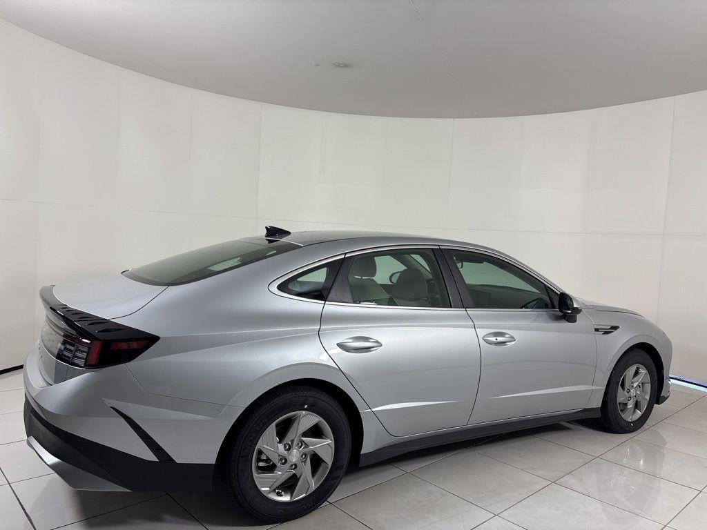 Thumbnail: 2025 Hyundai Sonata - 5