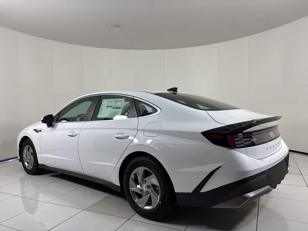 New 2025 Hyundai Sonata SE Sedan