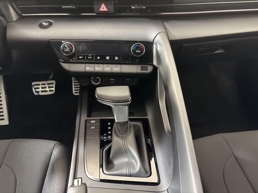 Thumbnail: 2026 Hyundai Elantra - 21