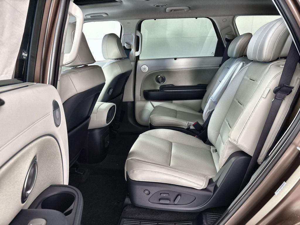 Thumbnail: 2026 Hyundai Palisade - 25