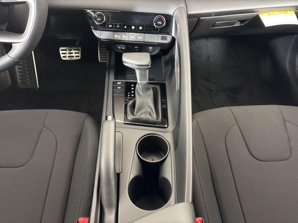 Thumbnail: 2026 Hyundai Elantra - 22