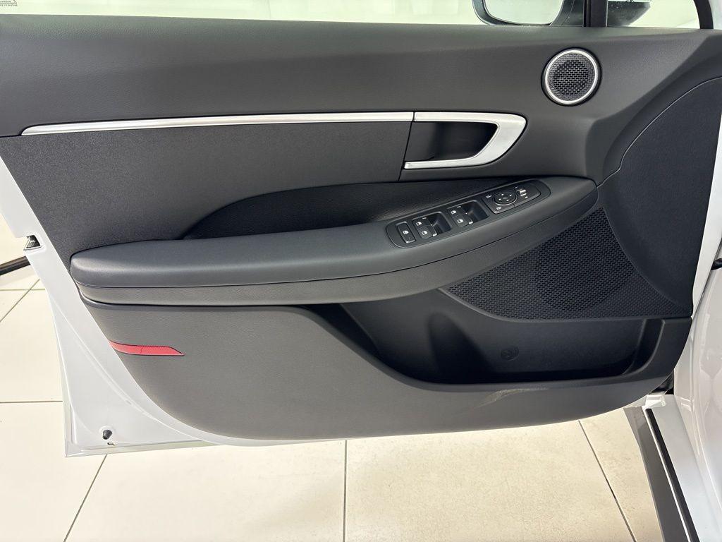 Thumbnail: 2026 Hyundai Sonata - 16