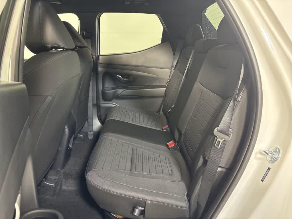 Thumbnail: 2026 Hyundai Santa Cruz - 18