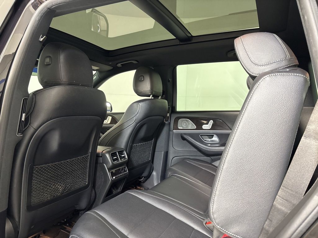 Thumbnail: 2021 Mercedes-Benz GLS - 17