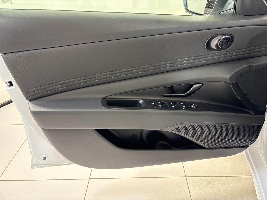 Thumbnail: 2026 Hyundai Elantra - 16