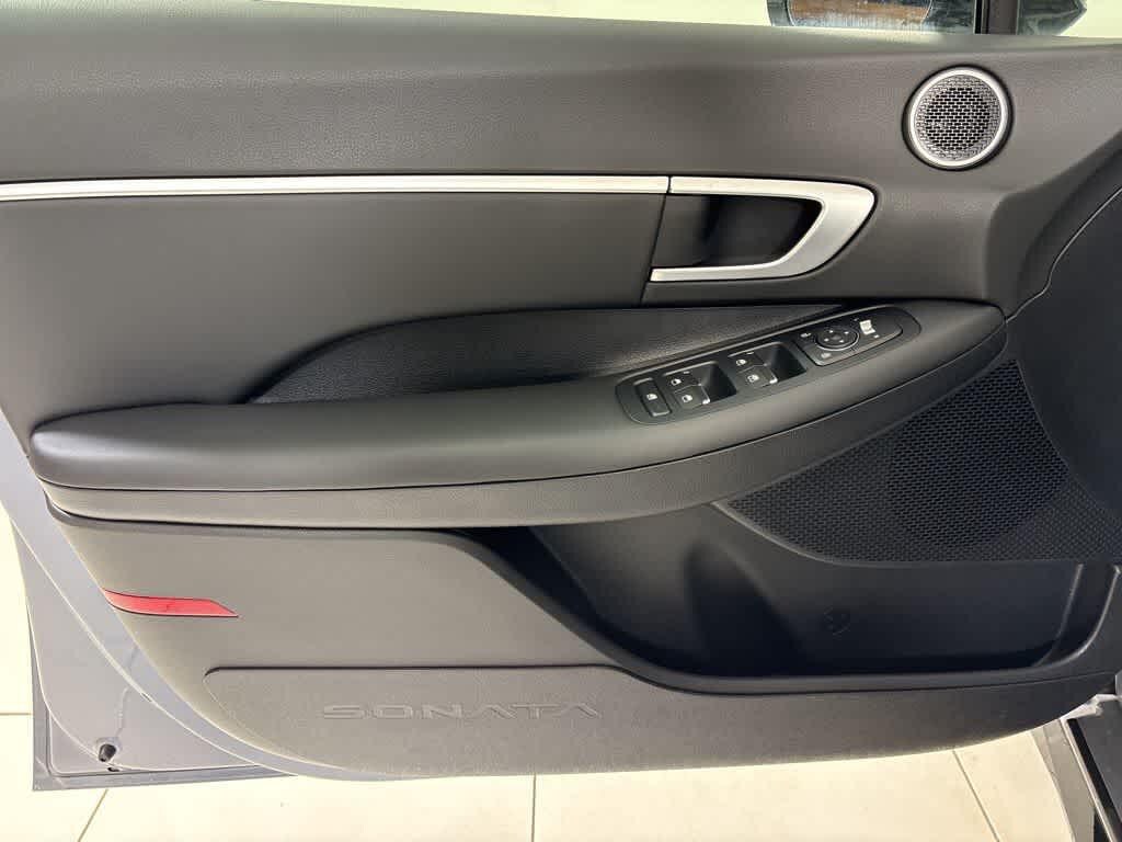 Thumbnail: 2025 Hyundai Sonata - 16