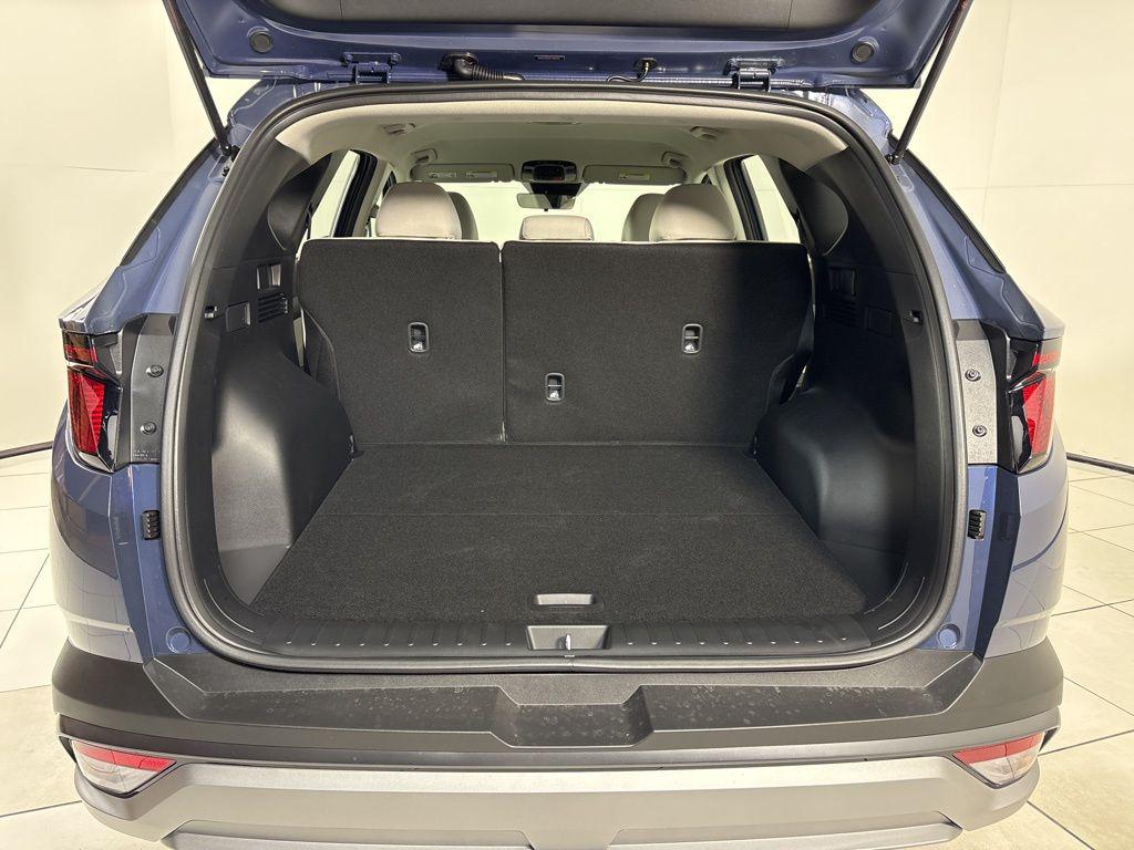 Thumbnail: 2026 Hyundai Tucson - 23