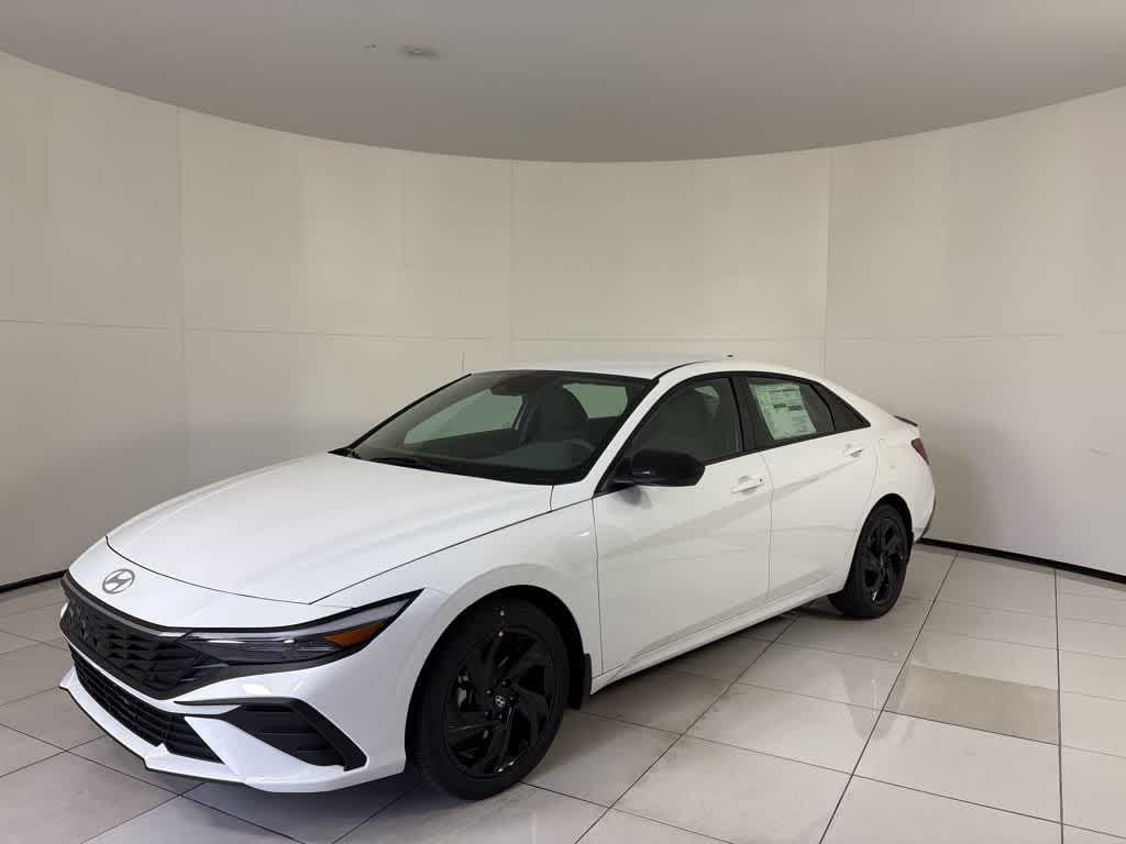 Thumbnail: 2026 Hyundai Elantra - 2