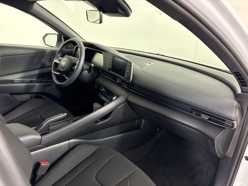 Thumbnail: 2026 Hyundai Elantra - 13