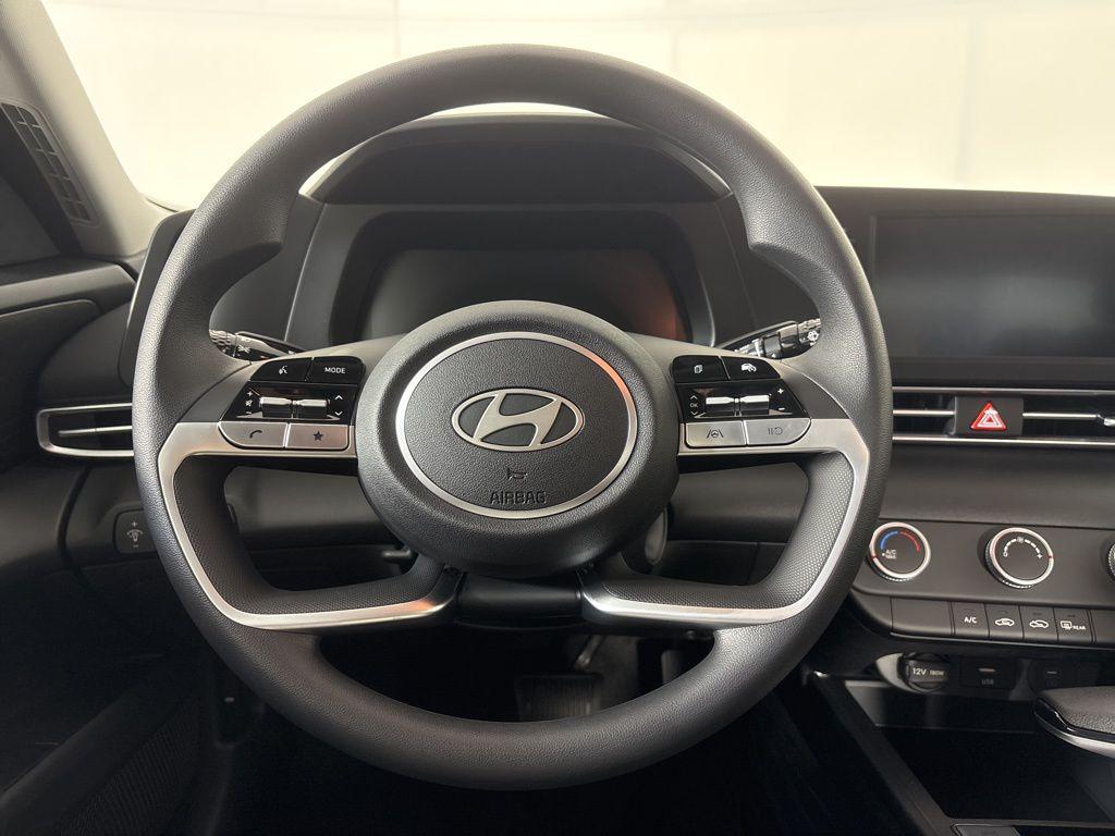 Thumbnail: 2026 Hyundai Elantra - 22