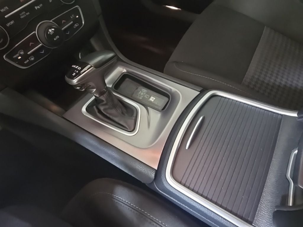 Thumbnail: 2021 Dodge Charger - 18