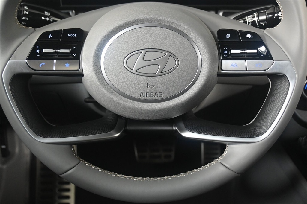 Thumbnail: 2025 Hyundai Elantra - 15