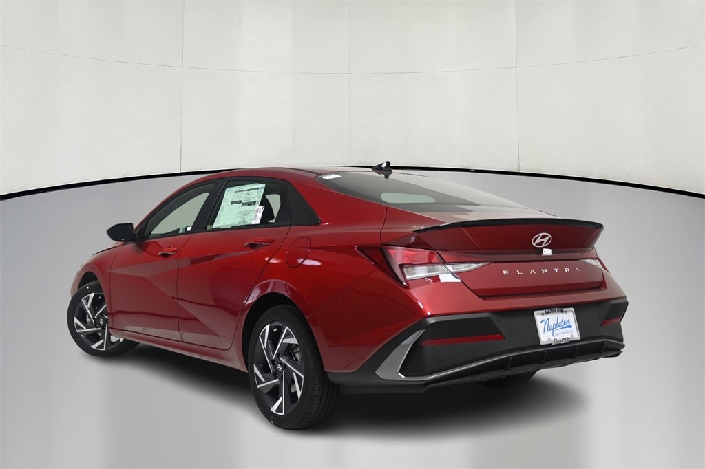 Thumbnail: 2025 Hyundai Elantra - 5