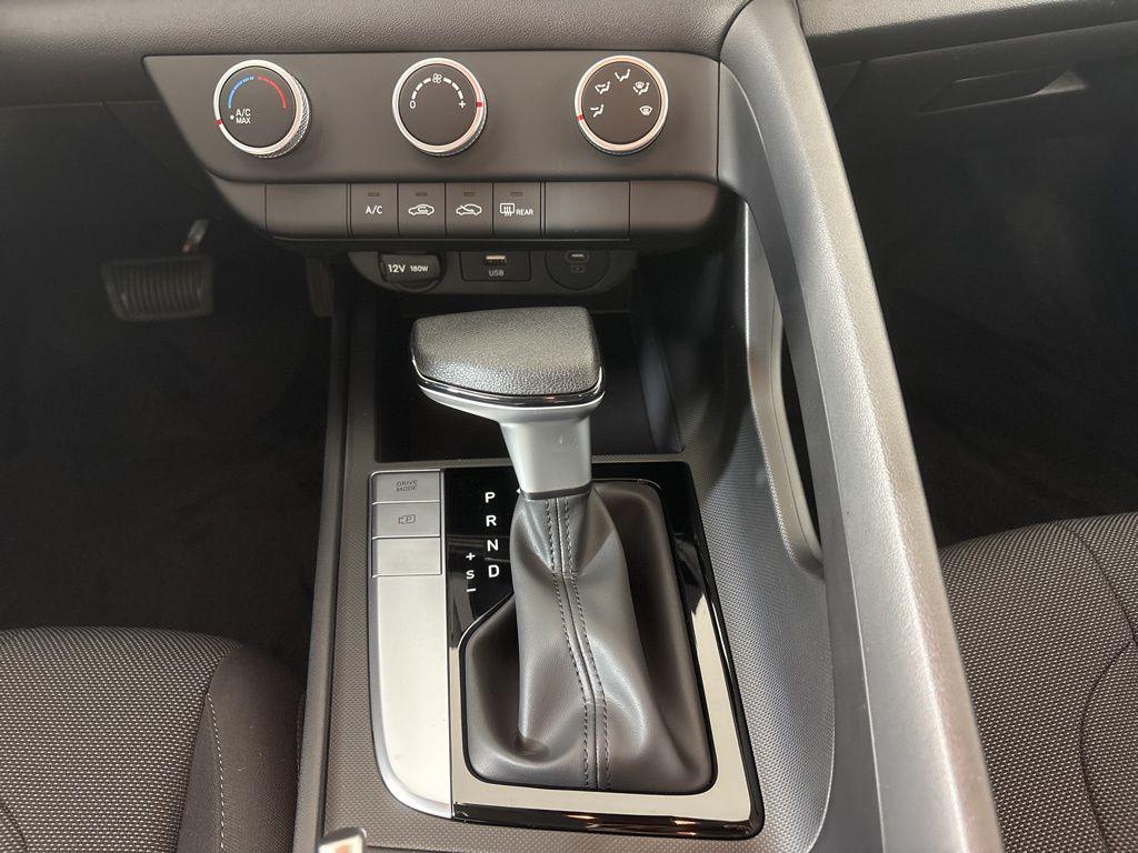 Thumbnail: 2026 Hyundai Elantra - 25
