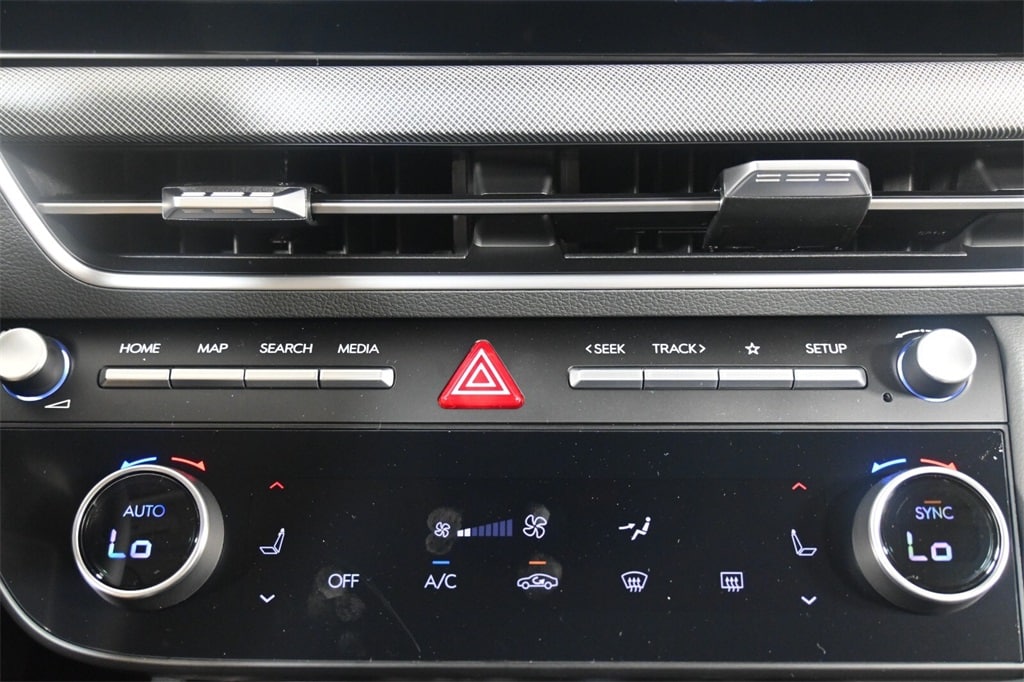 Thumbnail: 2024 Hyundai Sonata - 13