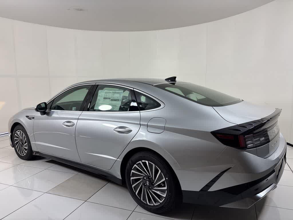 Thumbnail: 2025 Hyundai Sonata - 3