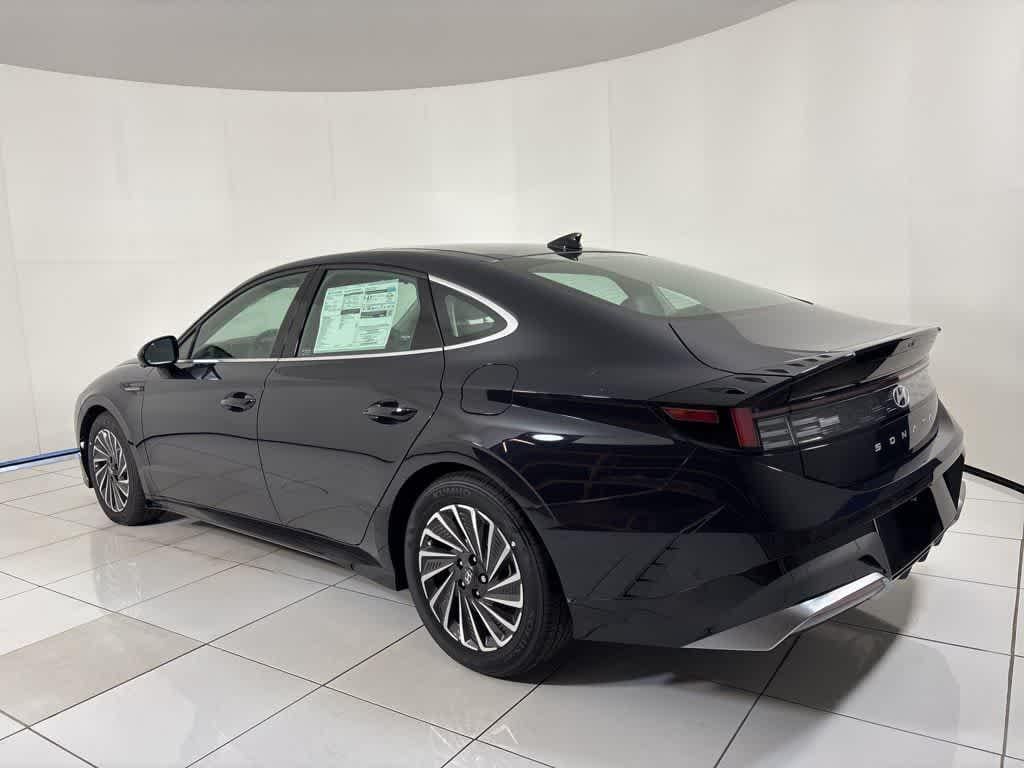 Thumbnail: 2025 Hyundai Sonata - 3