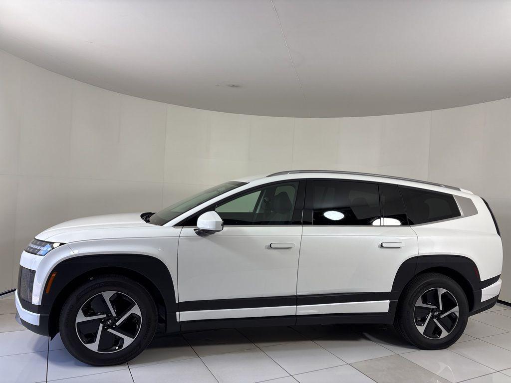 Thumbnail: 2026 Hyundai Ioniq - 3