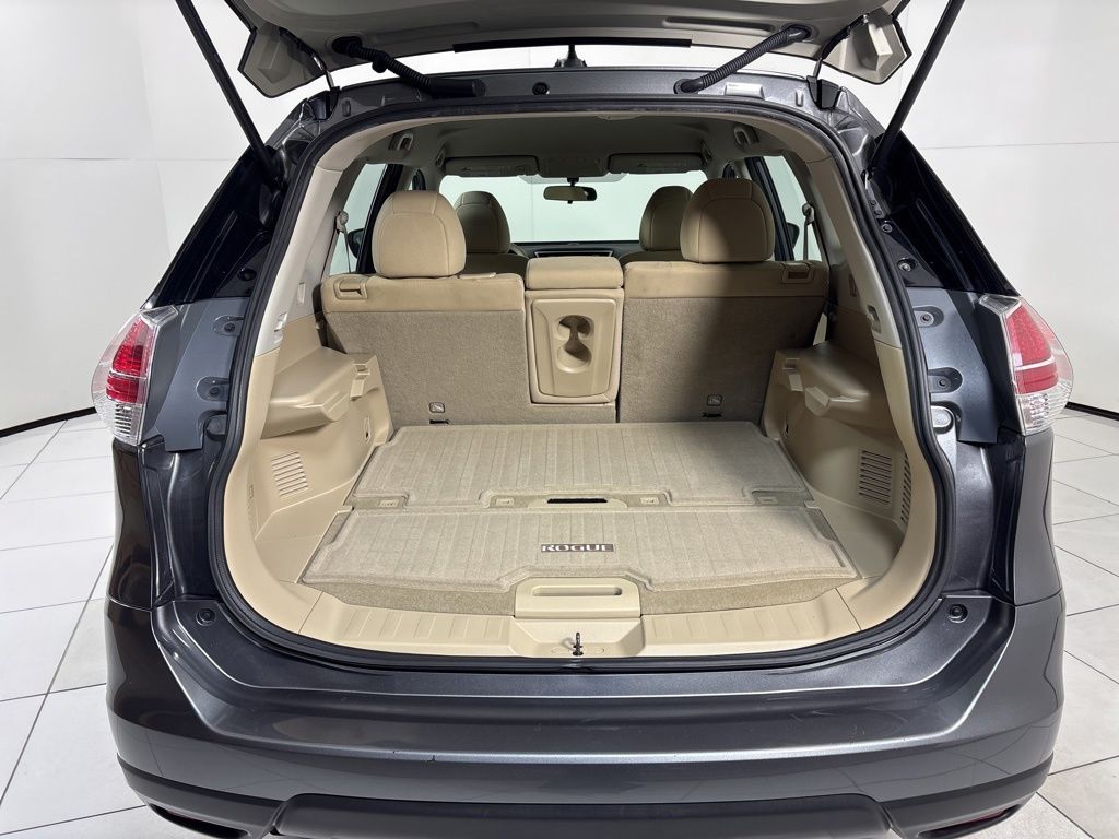 Thumbnail: 2015 Nissan Rogue - 23