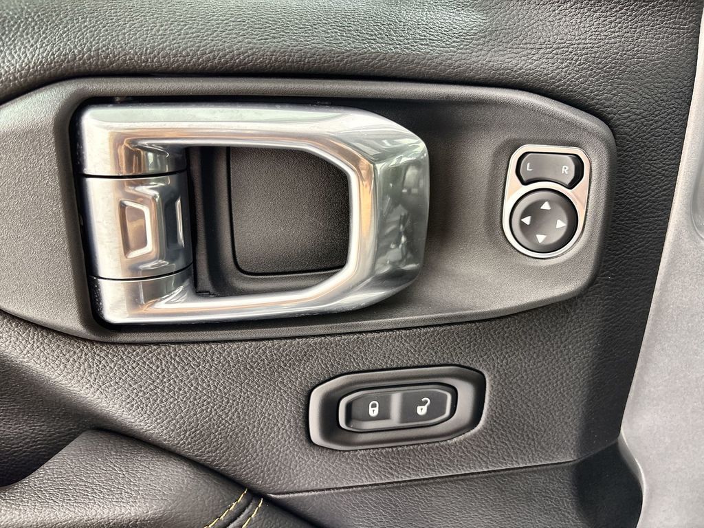 2022 Jeep Wrangler Unlimited High Altitude 4XE - Photo 15