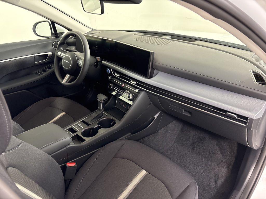 Thumbnail: 2026 Hyundai Sonata - 13