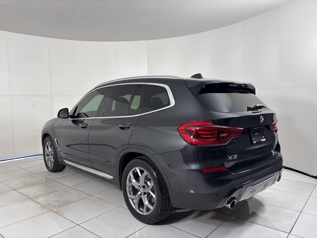 Thumbnail: 2021 BMW X3 - 3