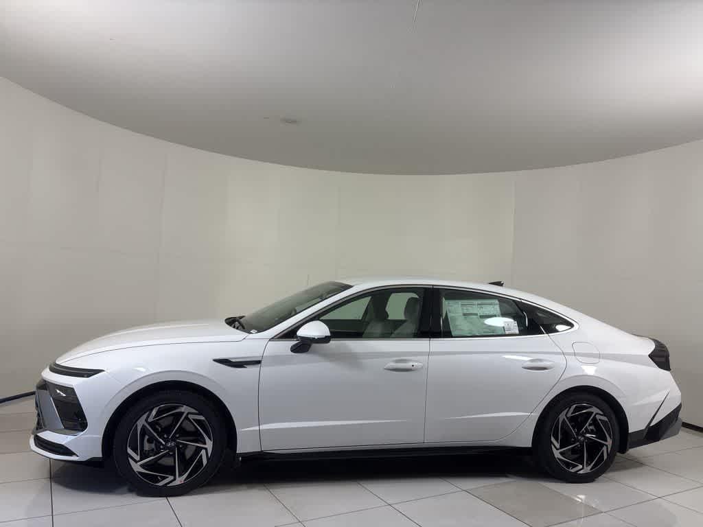 Thumbnail: 2026 Hyundai Sonata - 3