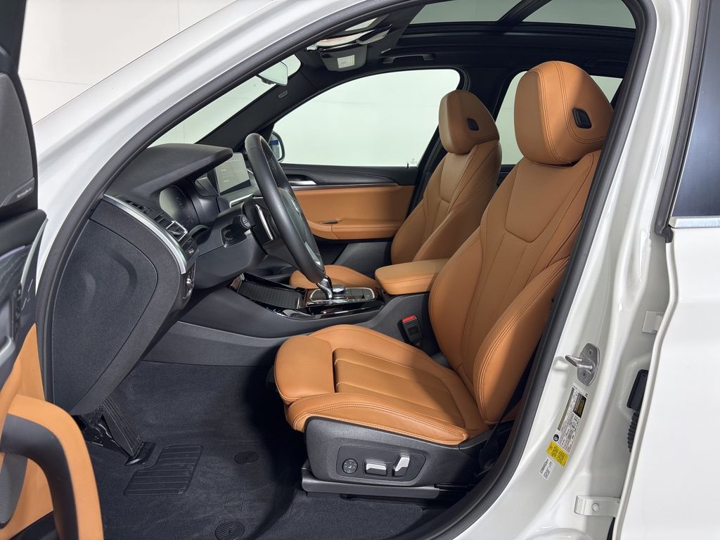 Thumbnail: 2023 BMW X3 - 14