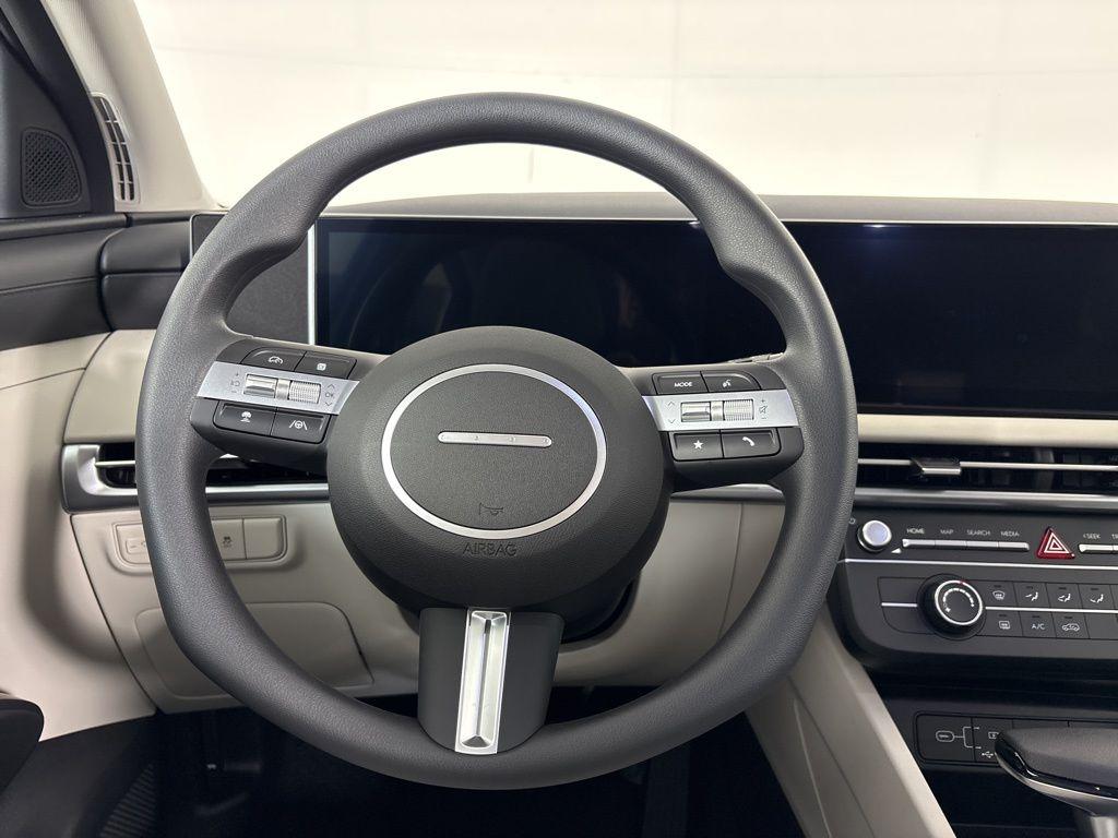 Thumbnail: 2026 Hyundai Tucson - 21